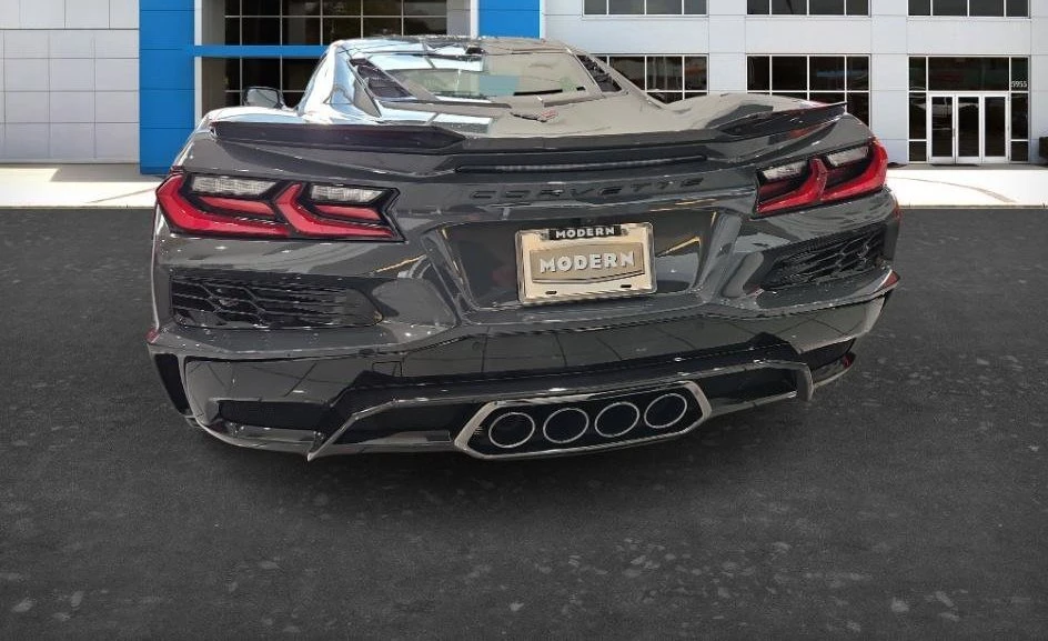 2027 Chevrolet Corvette C8 Z06 - Image 5 of 19