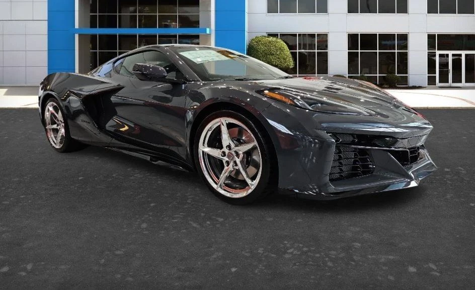 2027 Chevrolet Corvette C8 Z06 - Image 3 of 19