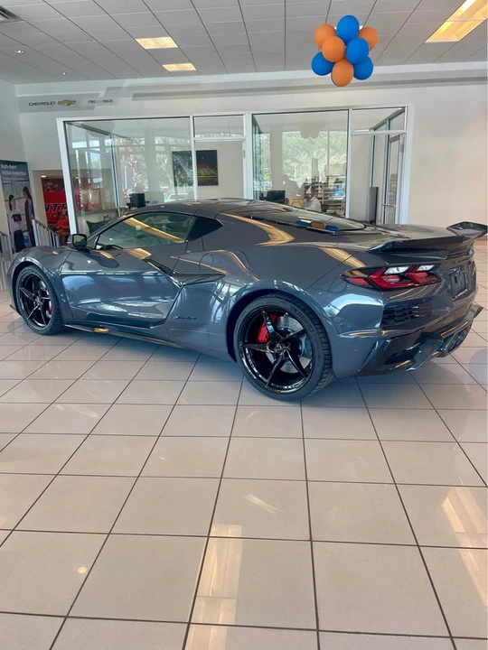 2027 Chevrolet Corvette C8 Z06 - Image 3 of 12