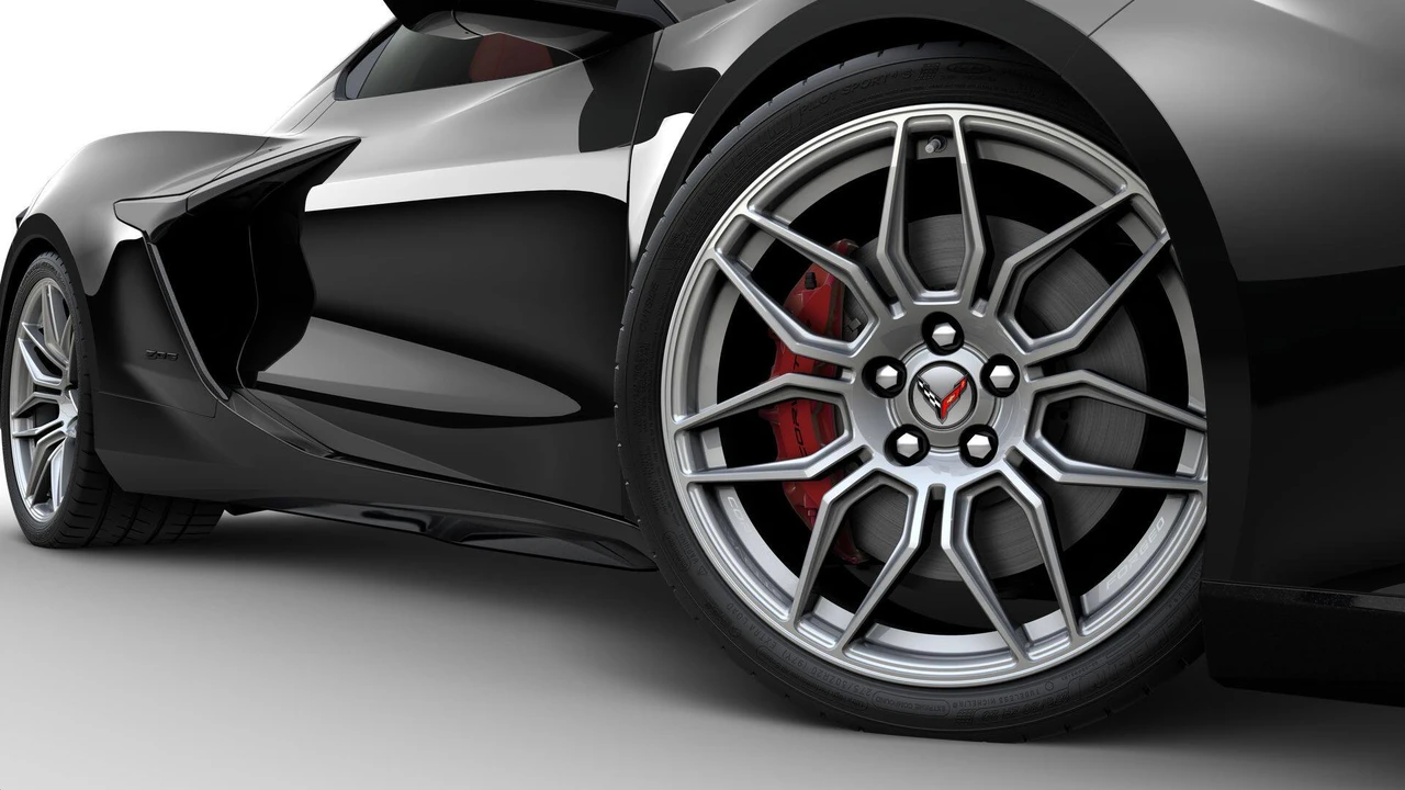 2027 Chevrolet Corvette C8 Z06 - Image 7 of 12