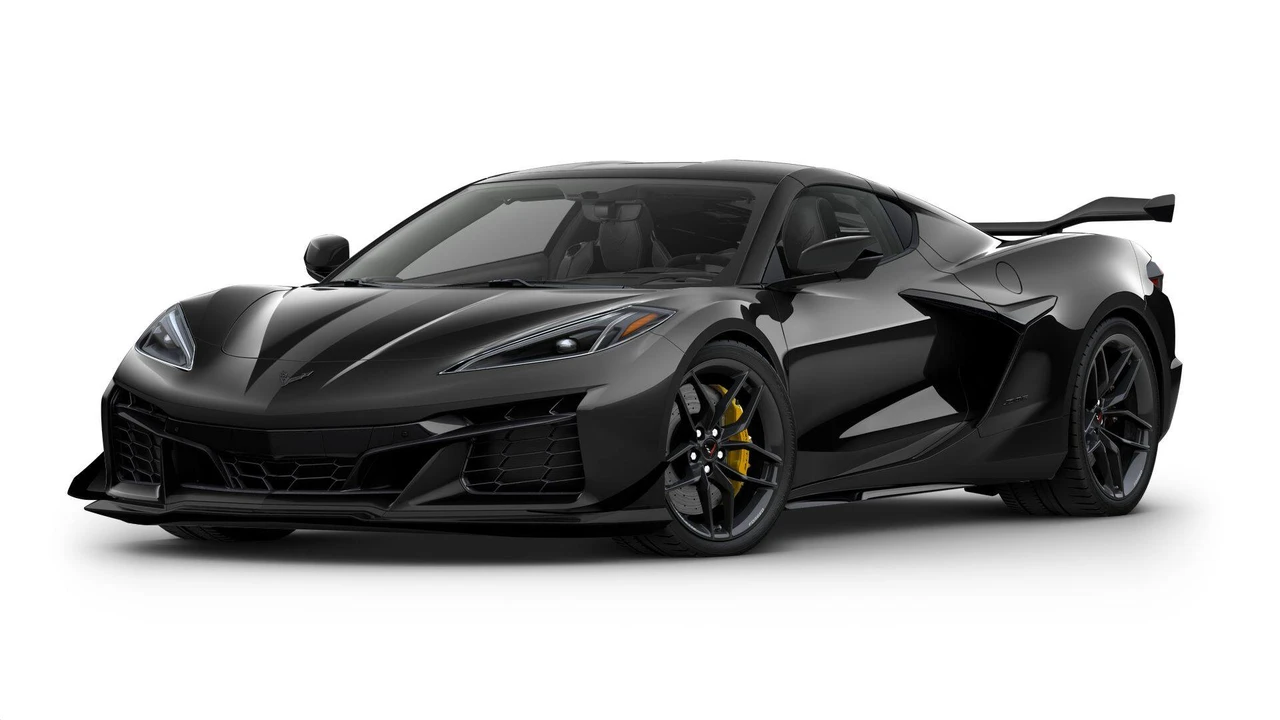2027 Chevrolet Corvette C8 Z06 - Image 25 of 31