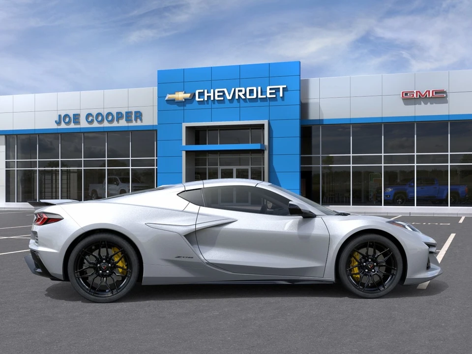 2027 Chevrolet Corvette C8 Z06 - Image 5 of 24