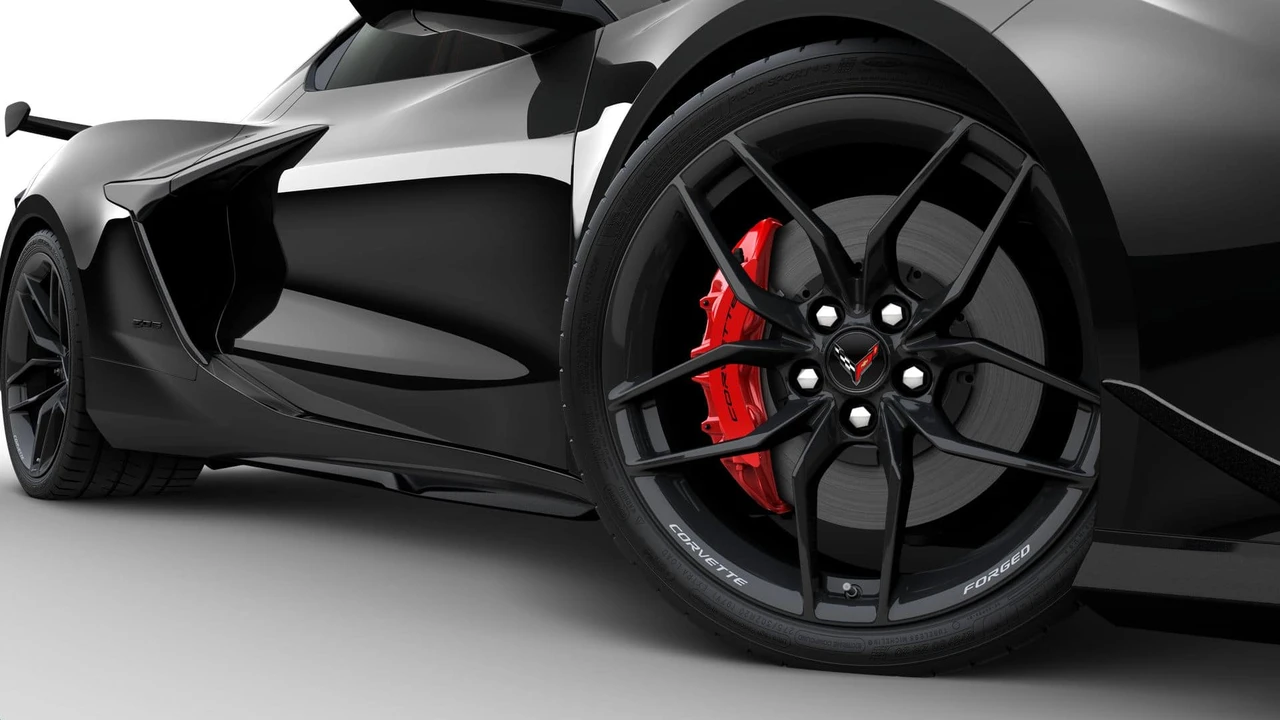 2027 Chevrolet Corvette C8 Z06 - Image 6 of 11