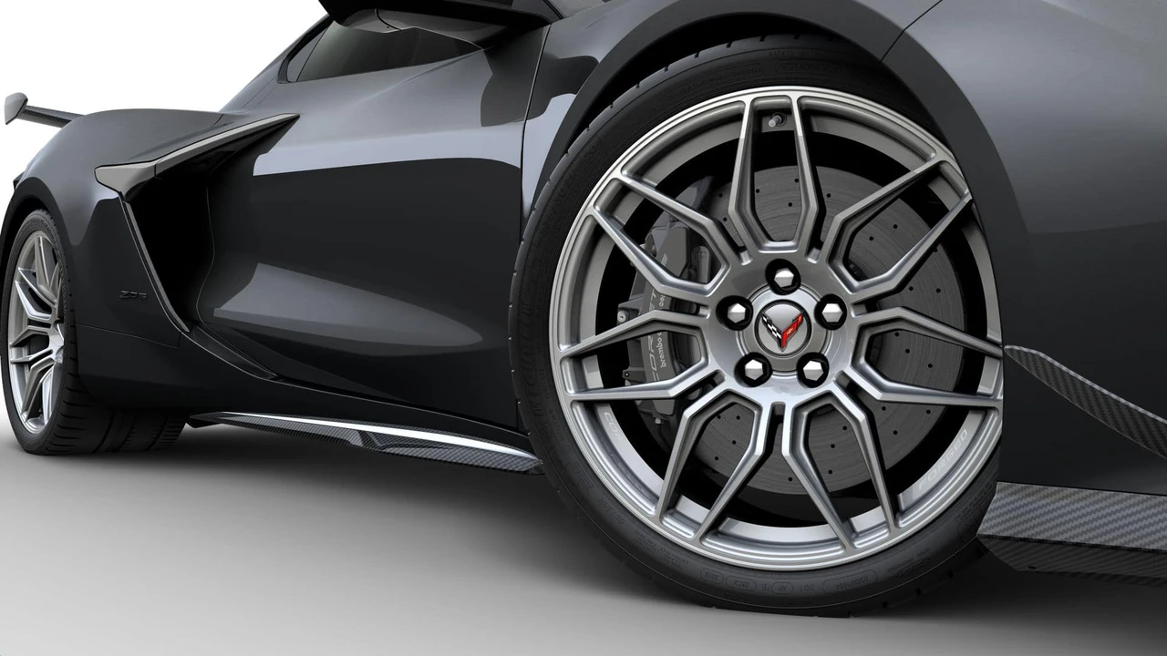 2027 Chevrolet Corvette C8 Z06 - Image 6 of 11