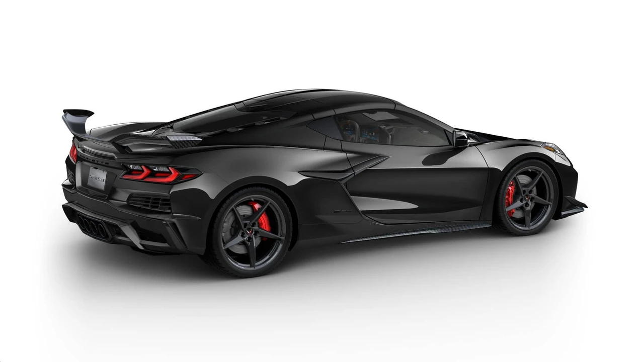 2027 Chevrolet Corvette C8 Z06 - Image 4 of 11