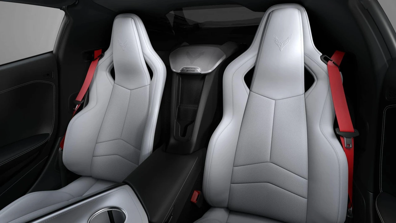 2027 Chevrolet Corvette C8 Z06 - Image 11 of 11