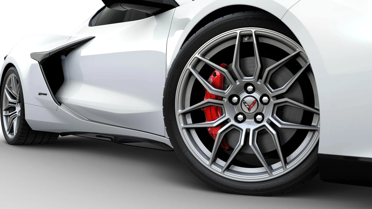 2027 Chevrolet Corvette C8 Z06 - Image 6 of 11