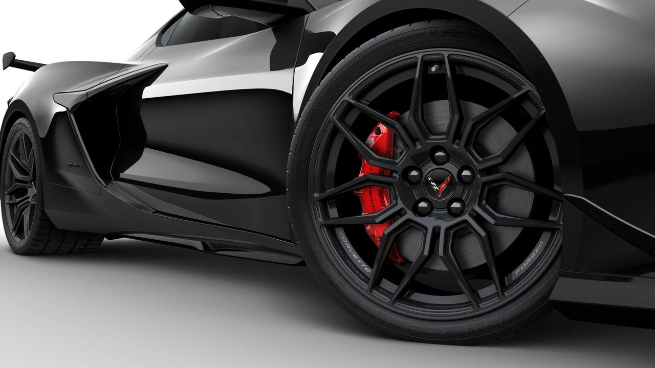 2027 Chevrolet Corvette C8 Z06 - Image 6 of 11