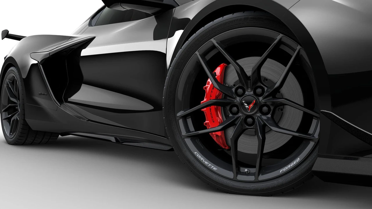 2027 Chevrolet Corvette C8 Z06 - Image 6 of 11