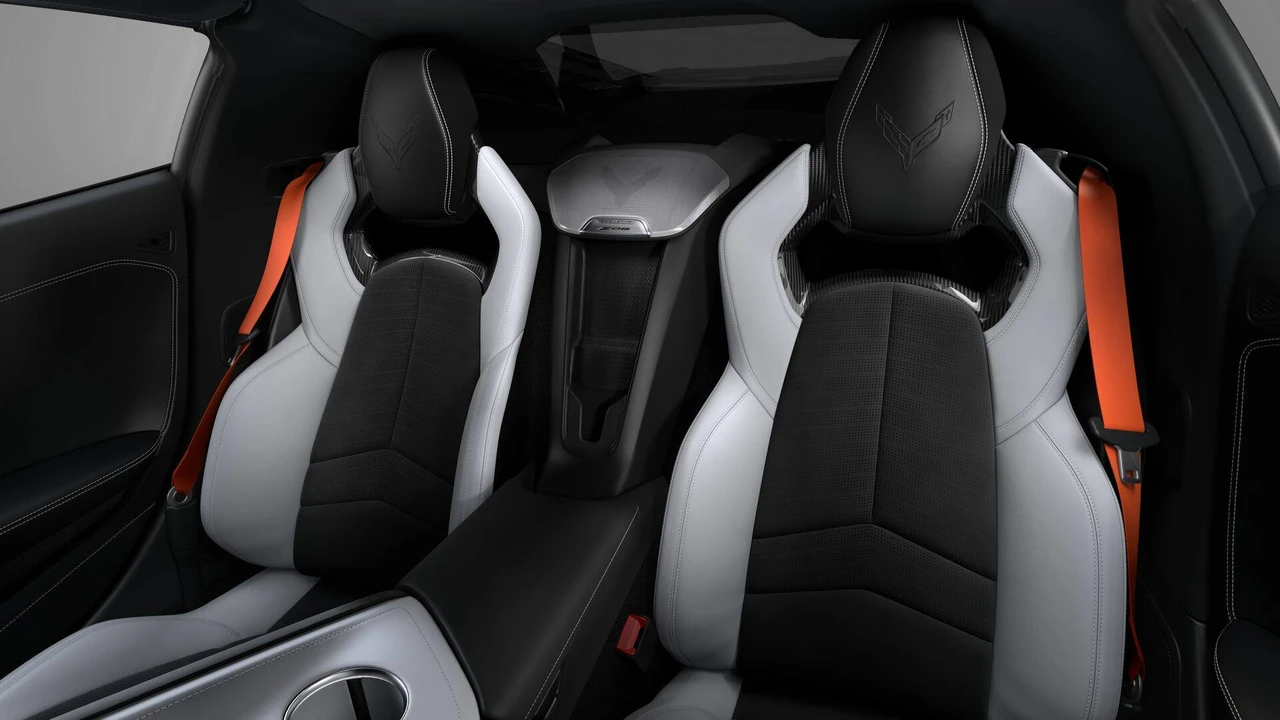 2027 Chevrolet Corvette C8 Grand Sport - Image 11 of 11