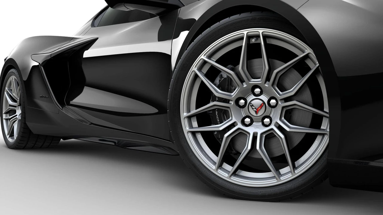 2027 Chevrolet Corvette C8 Z06 - Image 6 of 11