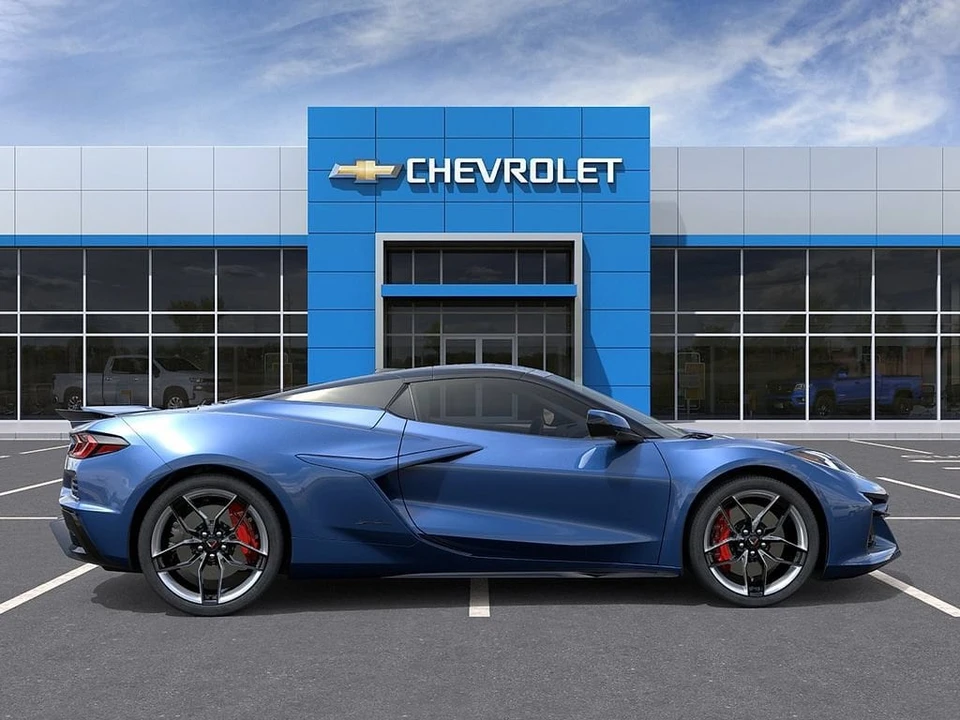 2027 Chevrolet Corvette C8 Z06 - Image 5 of 24