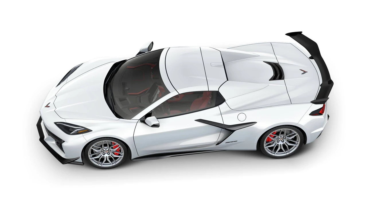 2027 Chevrolet Corvette C8 Z06 - Image 7 of 11