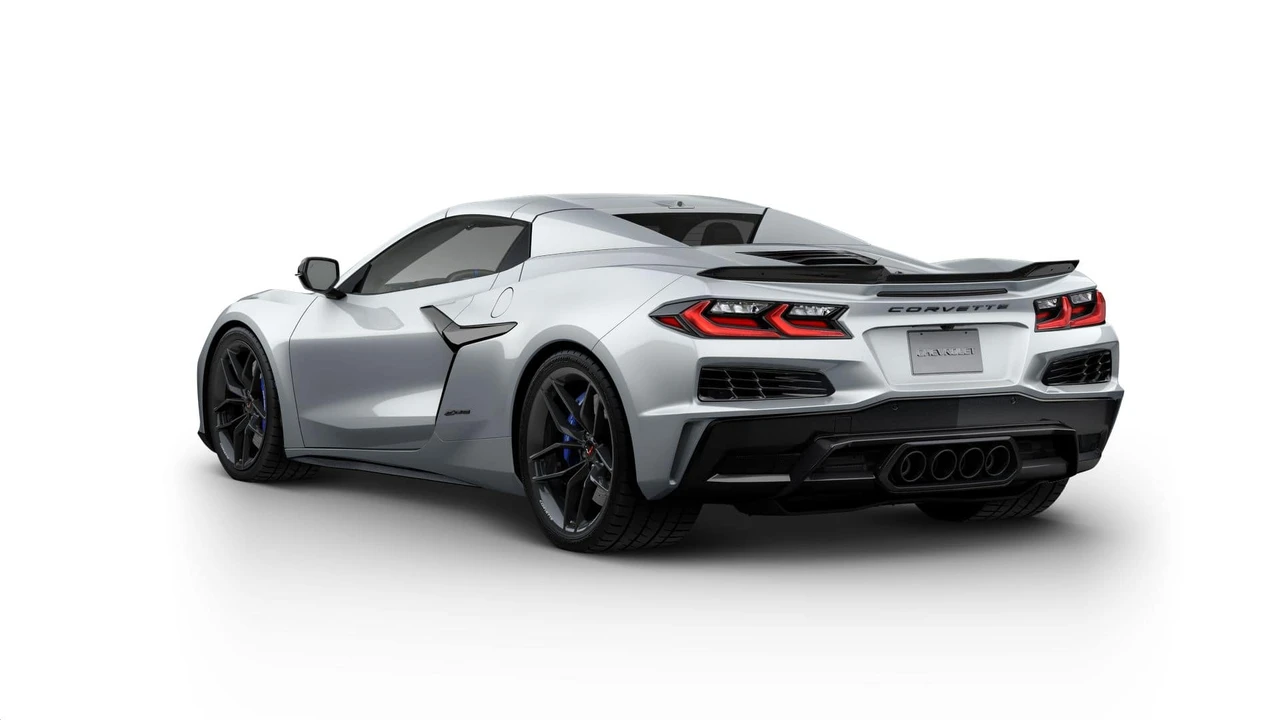 2027 Chevrolet Corvette C8 Z06 - Image 3 of 11