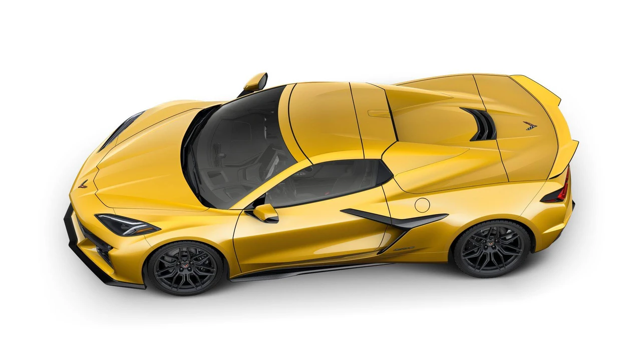 2027 Chevrolet Corvette C8 Z06 - Image 7 of 11