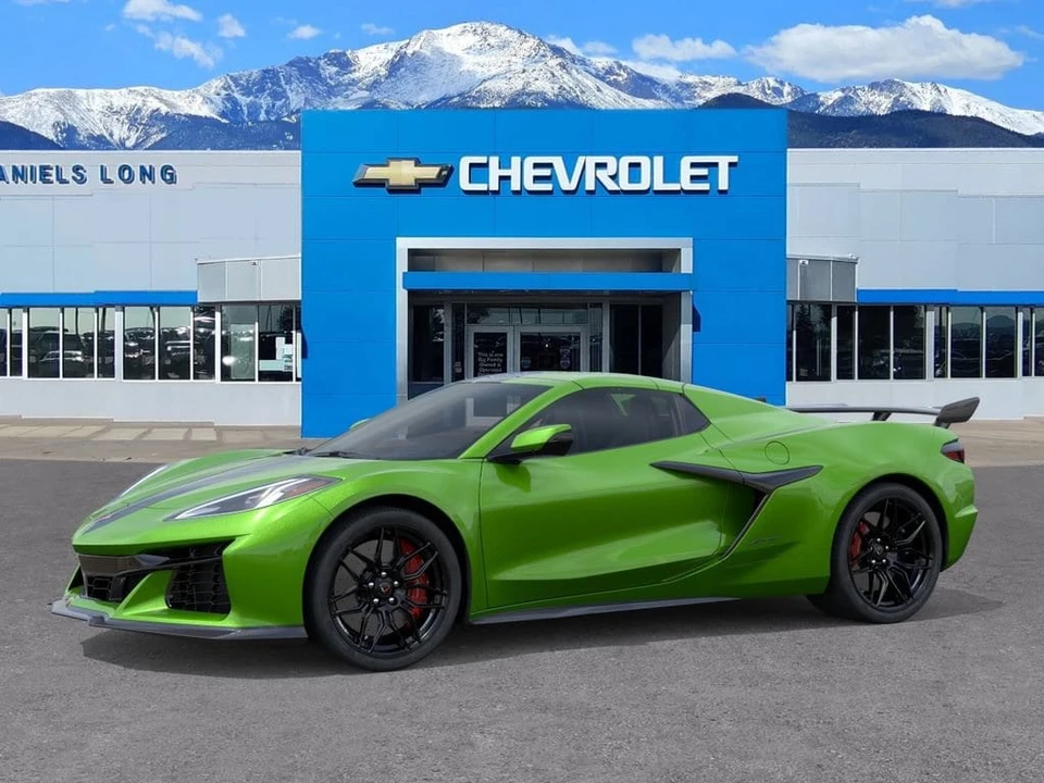 2027 Chevrolet Corvette C8 Z06 - Image 2 of 31