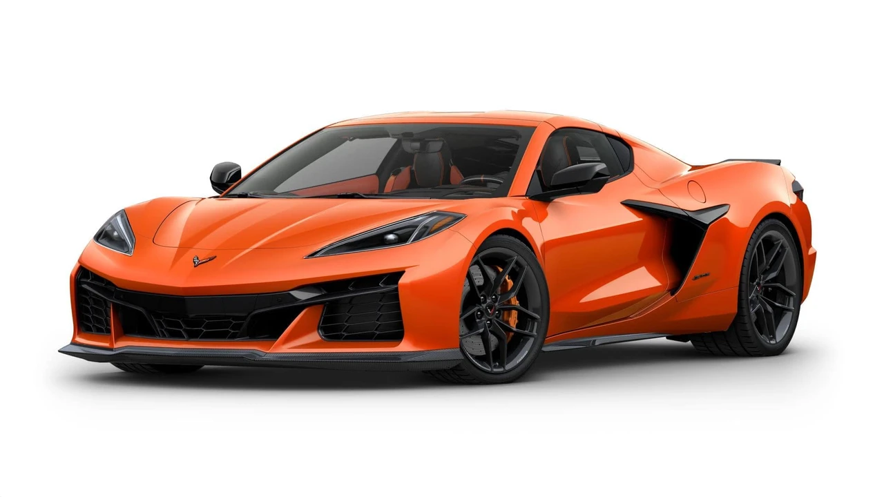 2027 Chevrolet Corvette C8 Z06 - Image 25 of 31