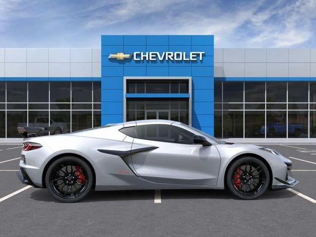 2027 Chevrolet Corvette C8 Grand Sport - Image 5 of 31