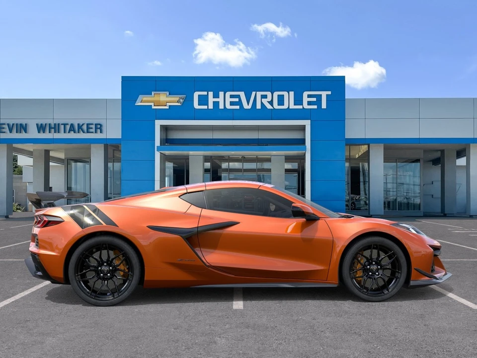 2027 Chevrolet Corvette C8 Z06 - Image 5 of 31