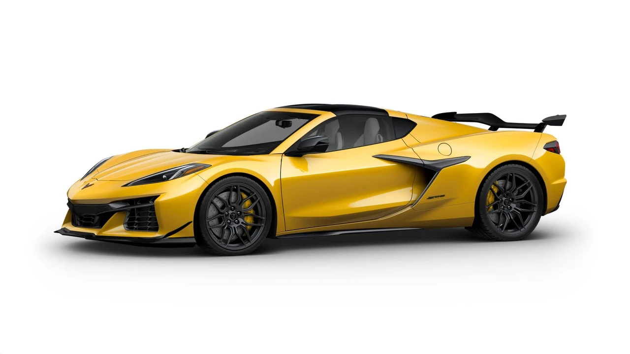 2027 Chevrolet Corvette C8 Grand Sport - Image 2 of 11