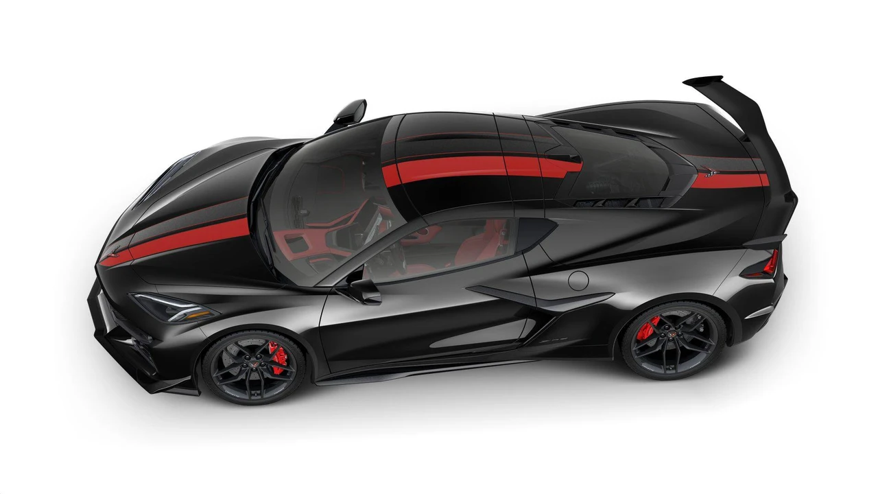 2027 Chevrolet Corvette C8 Z06 - Image 7 of 11