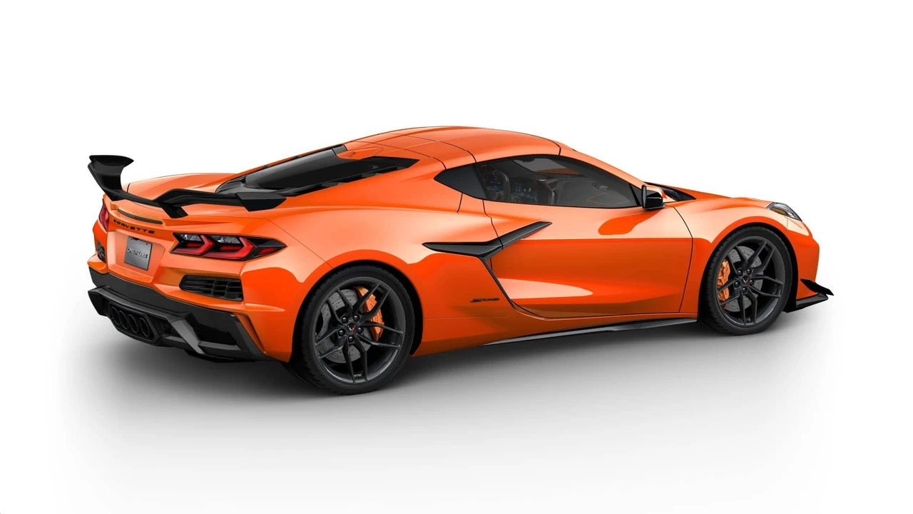 2027 Chevrolet Corvette C8 Z06 - Image 4 of 11