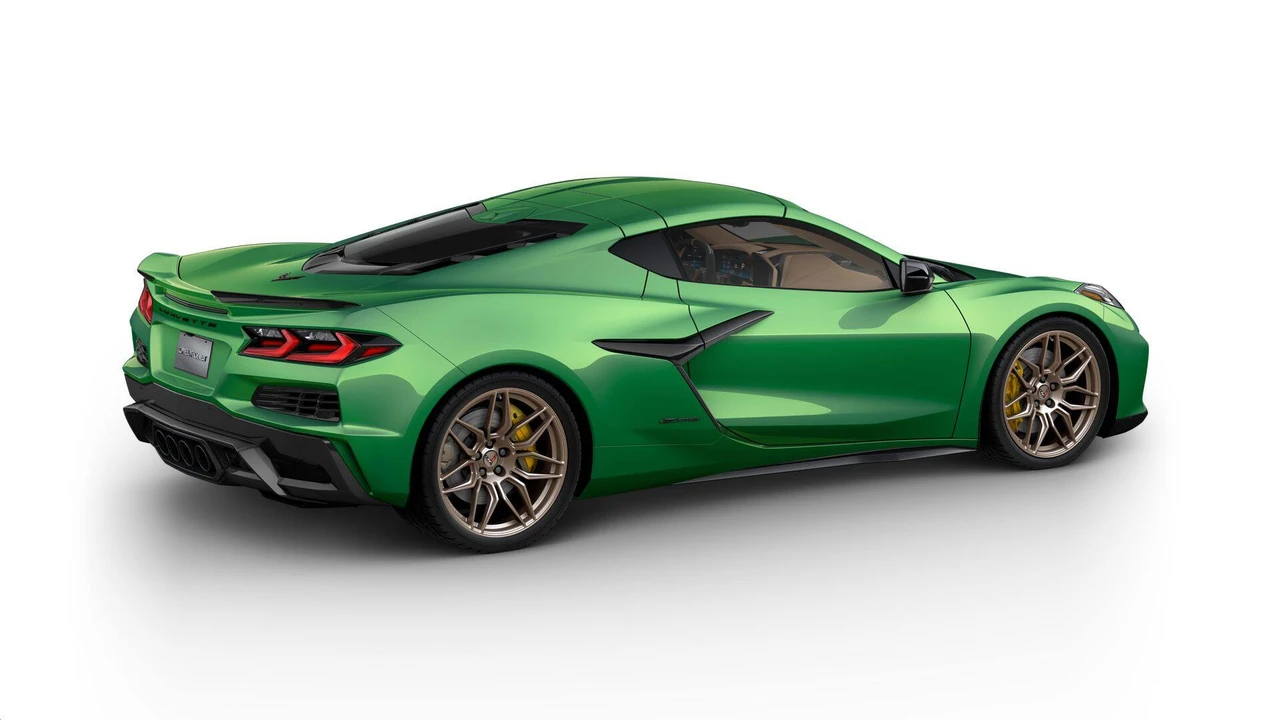 2027 Chevrolet Corvette C8 Z06 - Image 4 of 11