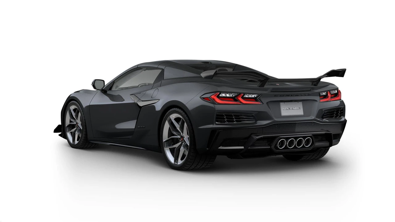 2027 Chevrolet Corvette C8 Z06 - Image 3 of 11