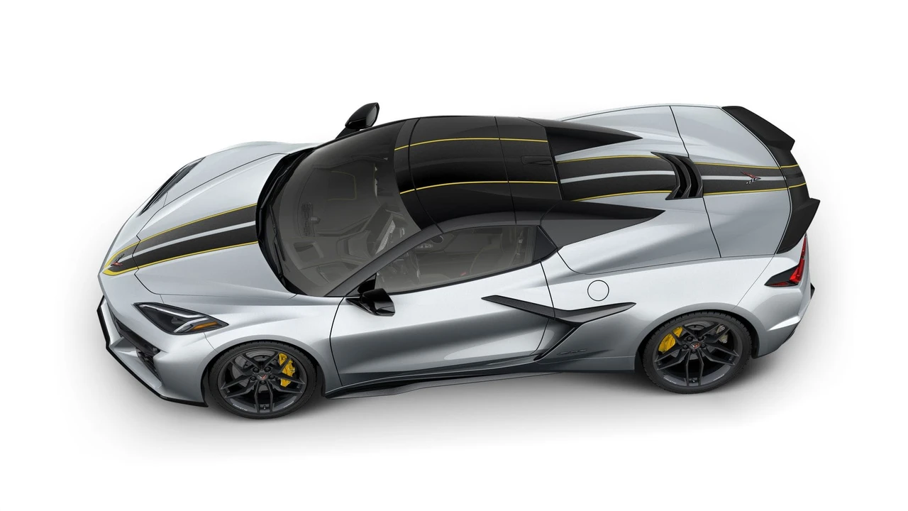 2027 Chevrolet Corvette C8 Z06 - Image 7 of 11