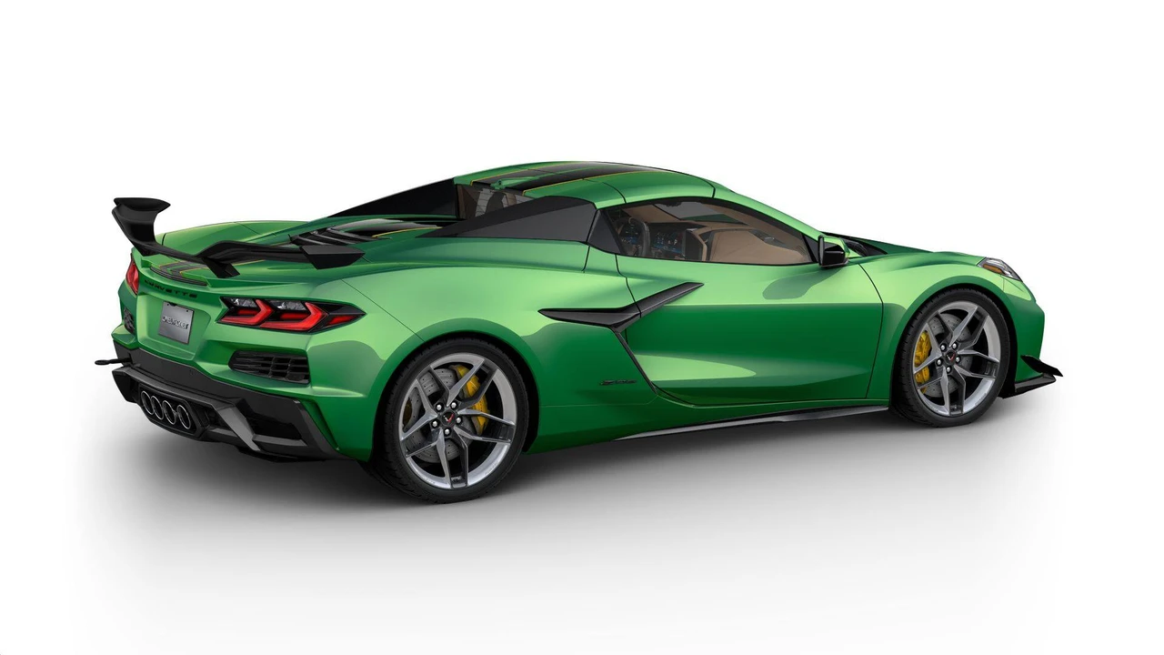 2027 Chevrolet Corvette C8 Z06 - Image 4 of 11