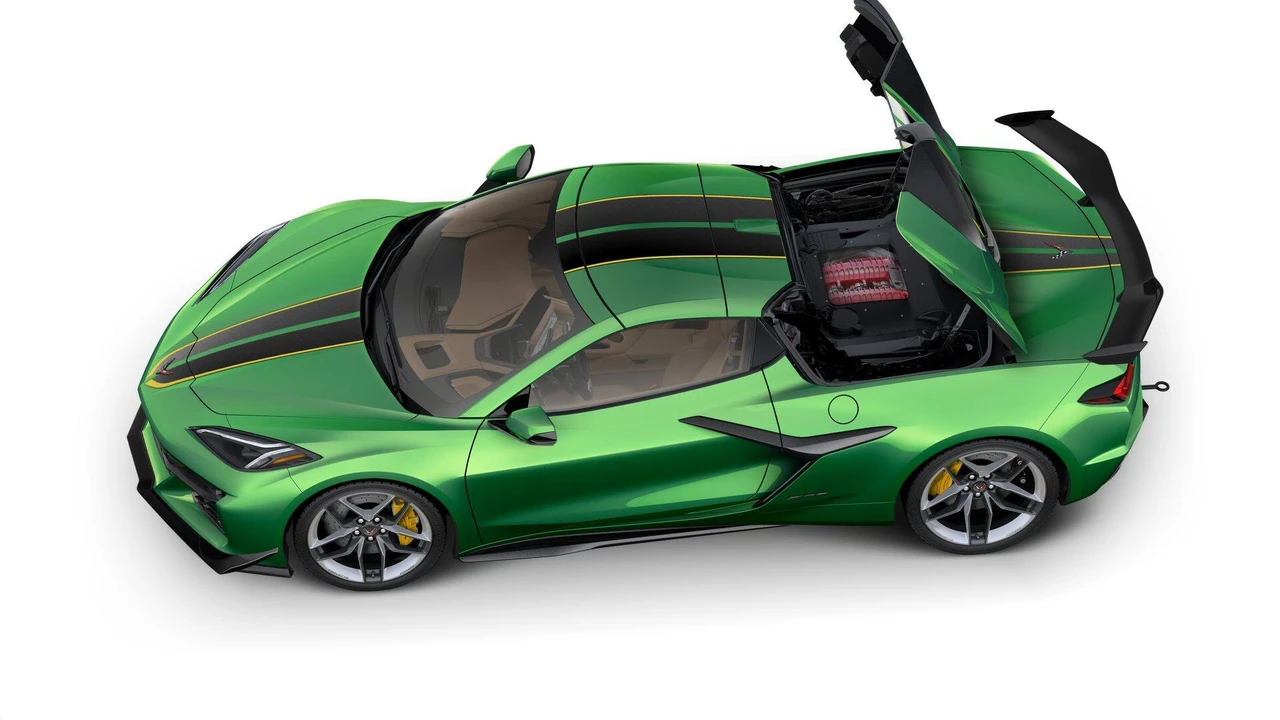 2027 Chevrolet Corvette C8 Z06 - Image 7 of 11