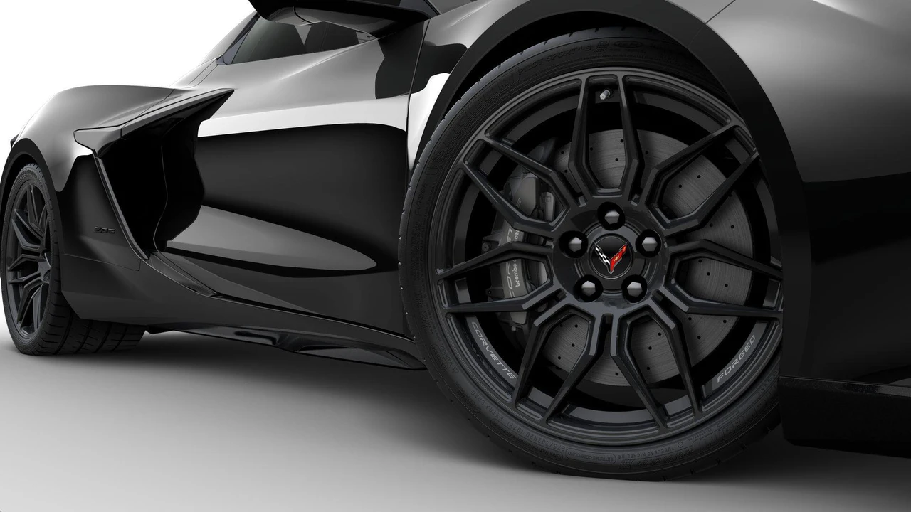 2027 Chevrolet Corvette C8 Z06 - Image 6 of 11