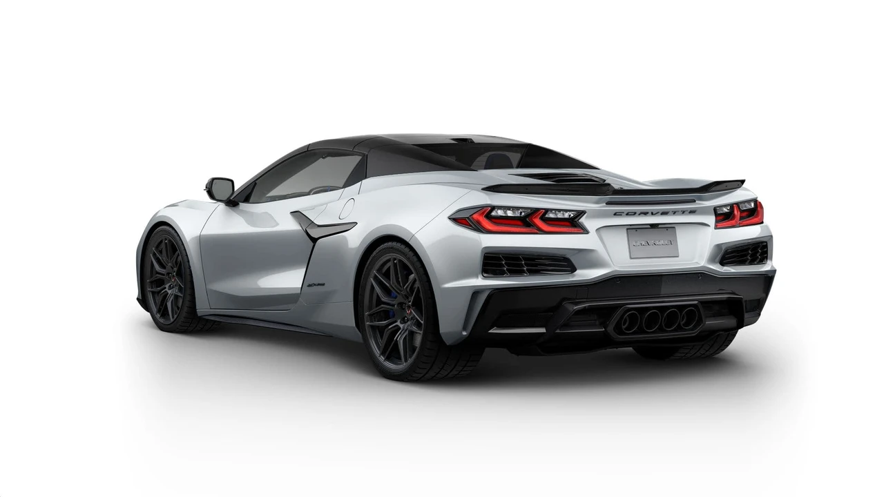 2027 Chevrolet Corvette C8 Z06 - Image 3 of 11