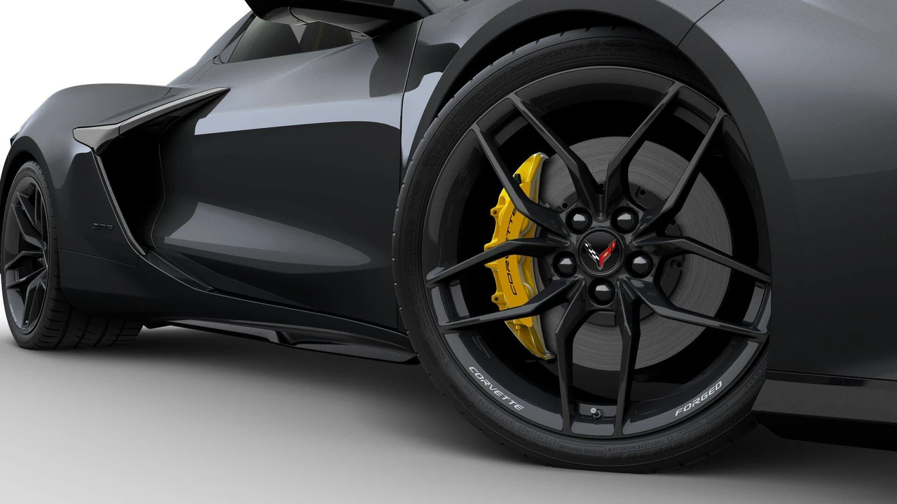 2027 Chevrolet Corvette C8 Z06 - Image 6 of 11