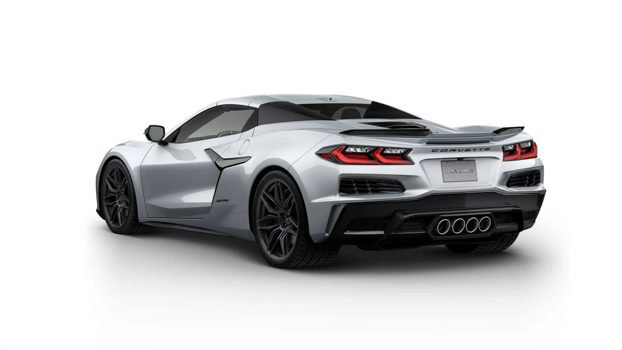 2027 Chevrolet Corvette C8 Z06 - Image 3 of 11
