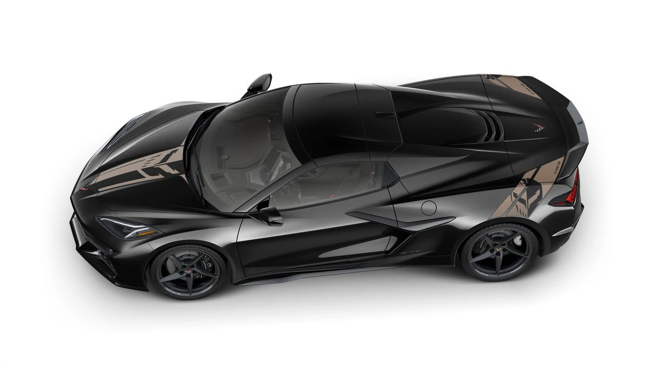 2027 Chevrolet Corvette C8 Z06 - Image 7 of 11