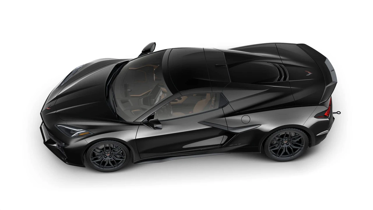 2027 Chevrolet Corvette C8 Z06 - Image 7 of 11