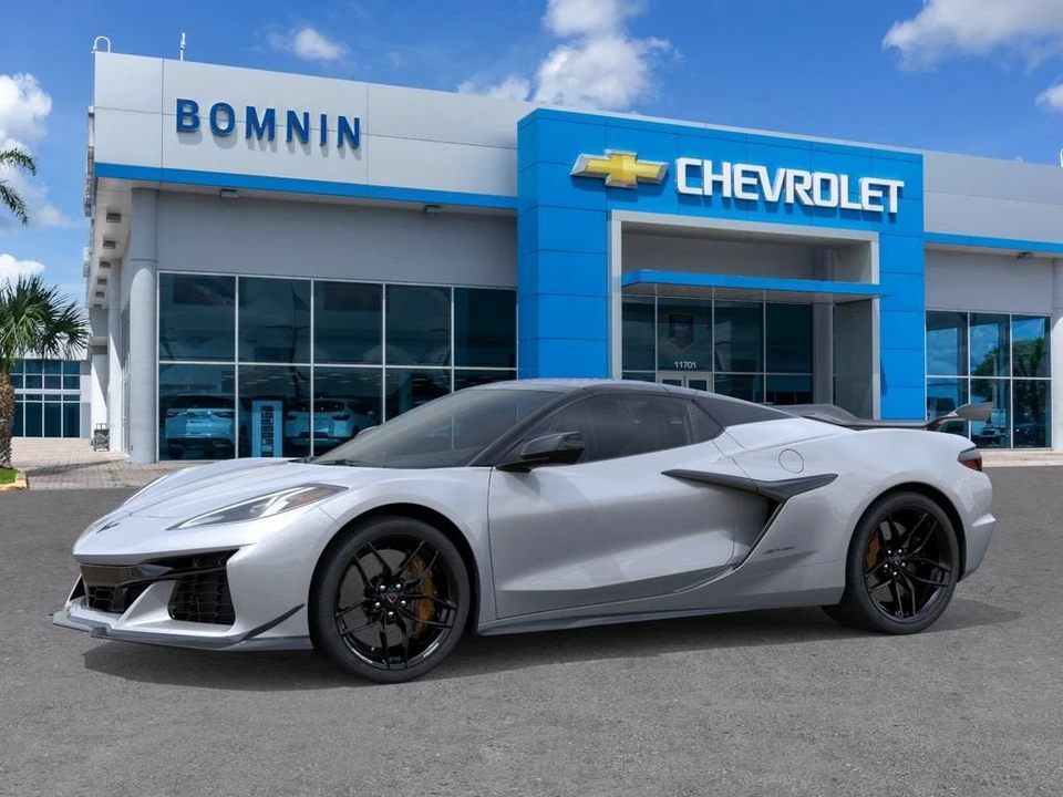 2027 Chevrolet Corvette C8 Z06 - Image 3 of 31
