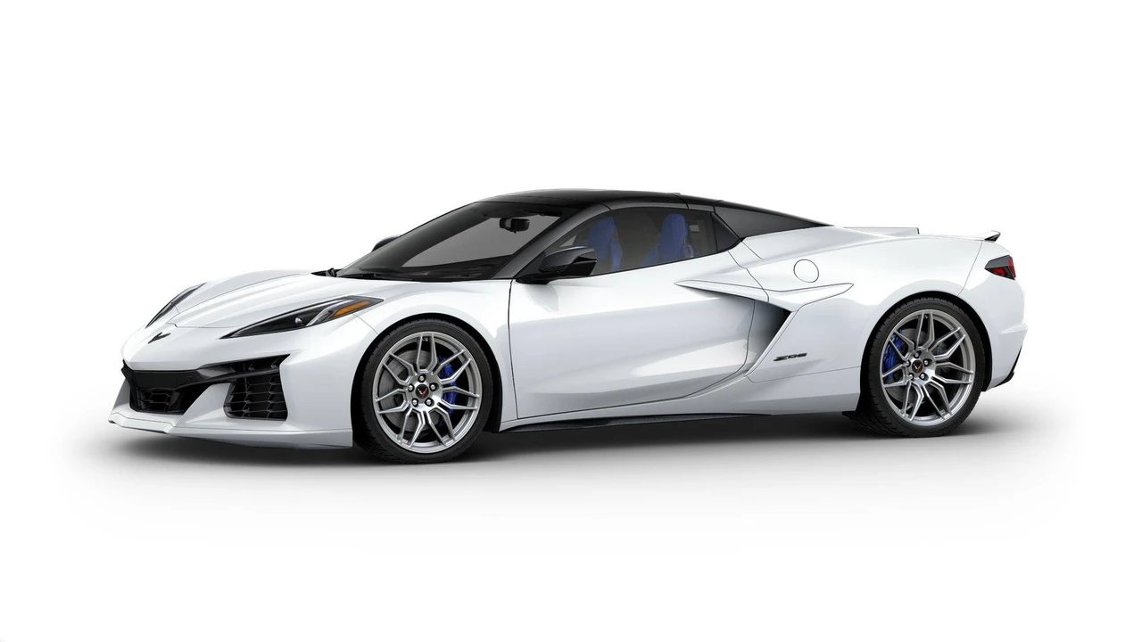 2027 Chevrolet Corvette C8 Z06 - Image 3 of 12