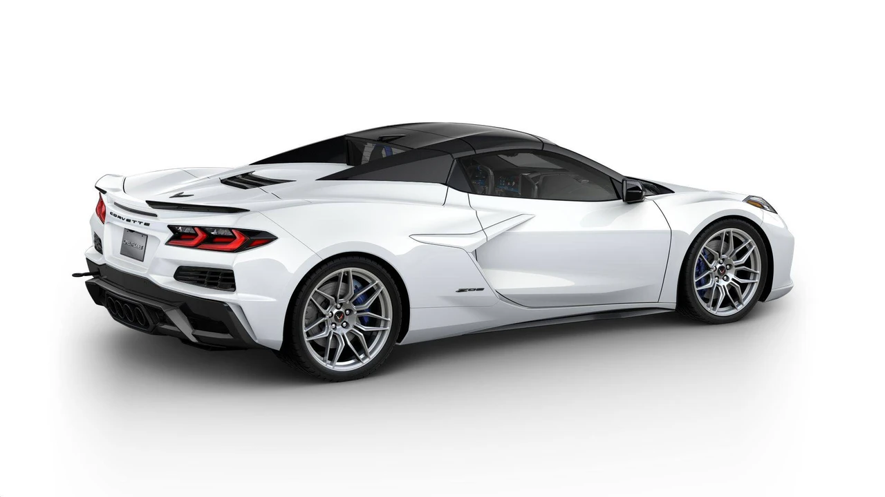 2027 Chevrolet Corvette C8 Z06 - Image 5 of 12