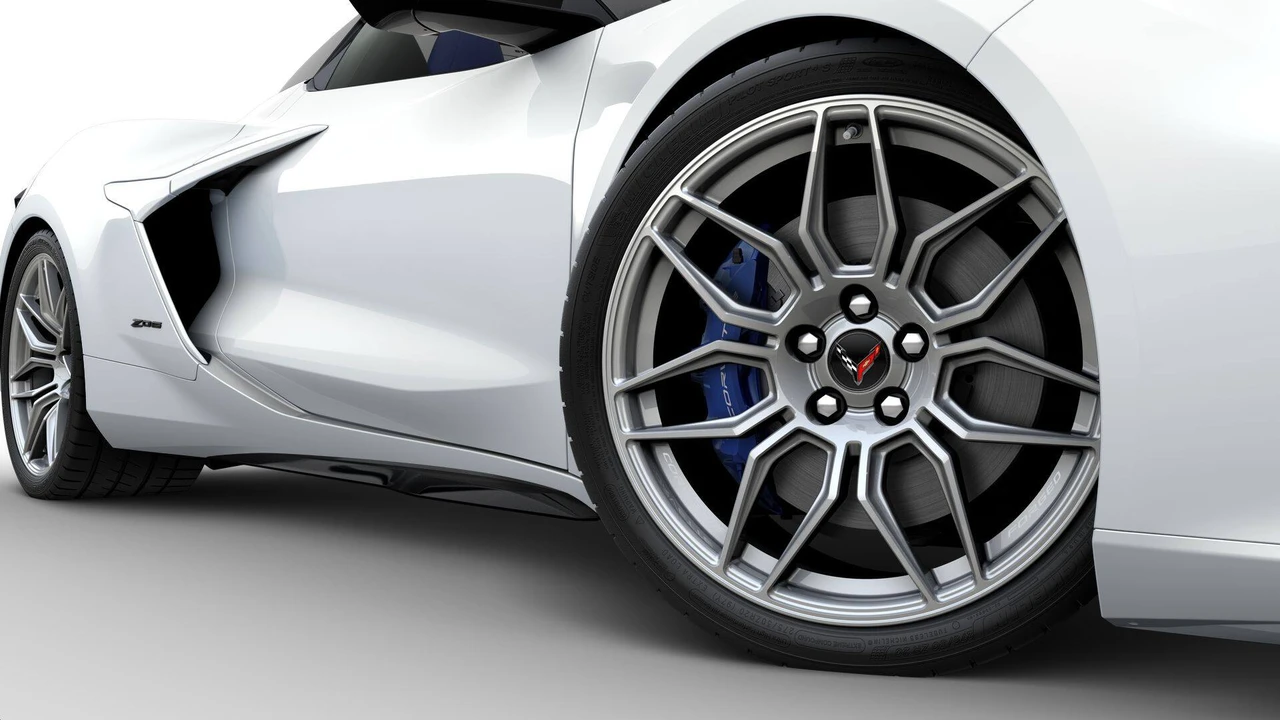 2027 Chevrolet Corvette C8 Z06 - Image 7 of 12