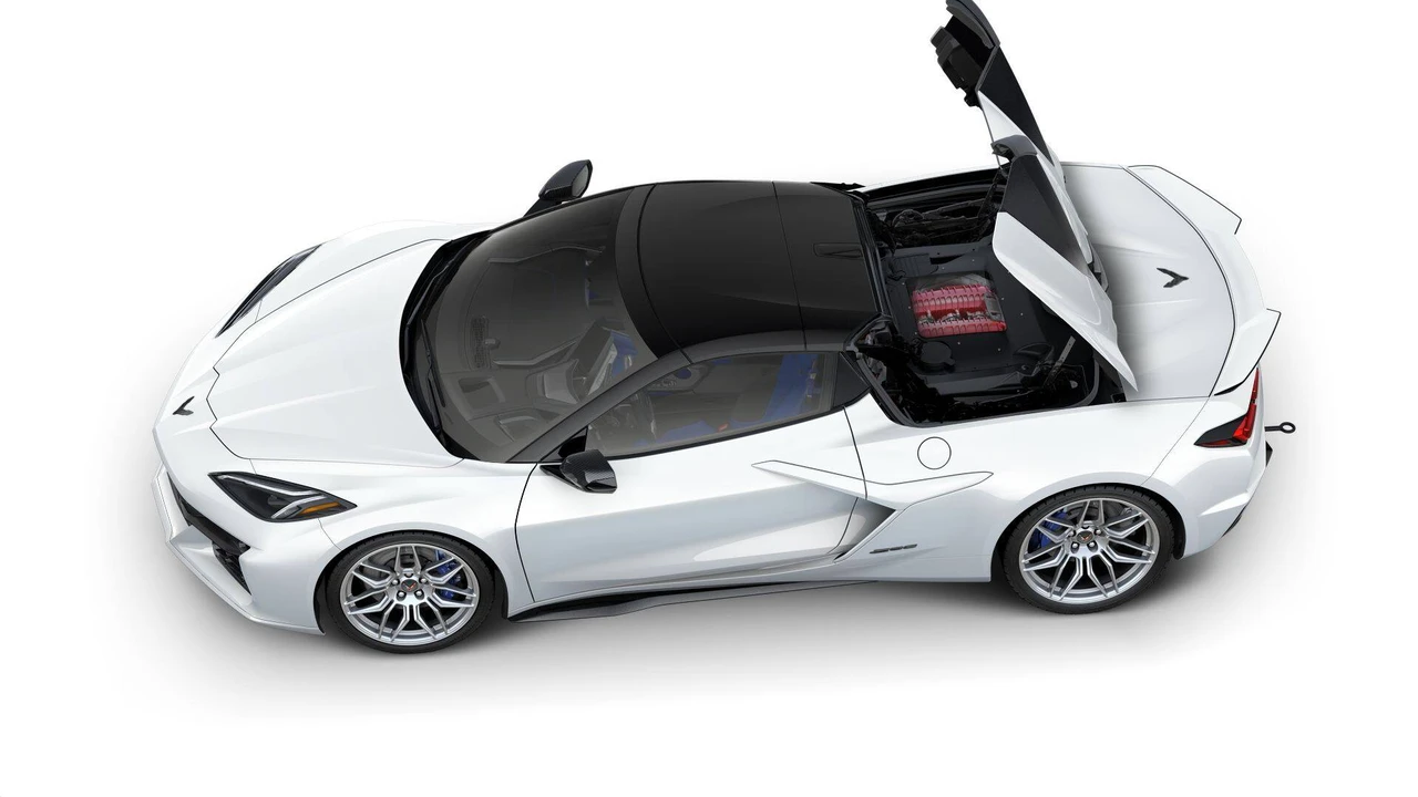 2027 Chevrolet Corvette C8 Z06 - Image 8 of 12