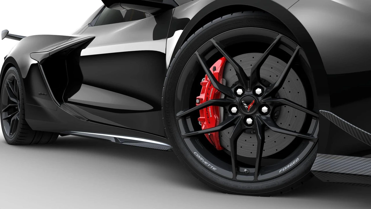 2027 Chevrolet Corvette C8 Z06 - Image 6 of 11