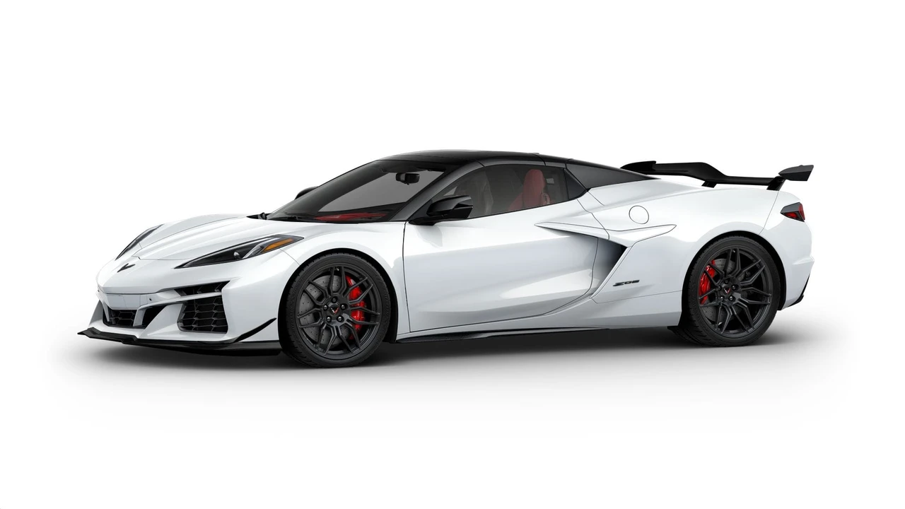 2027 Chevrolet Corvette C8 Z06 - Image 2 of 11