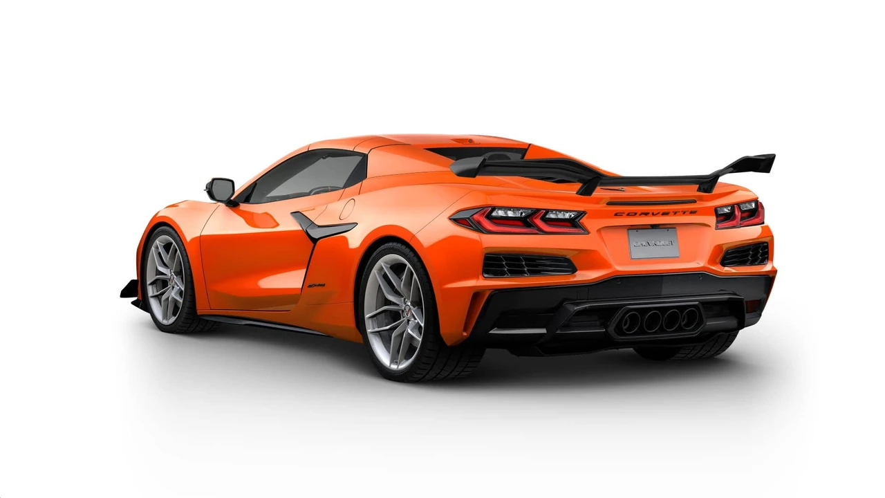 2027 Chevrolet Corvette C8 Z06 - Image 3 of 11