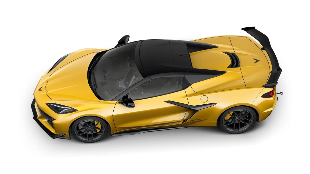 2027 Chevrolet Corvette C8 Z06 - Image 7 of 11