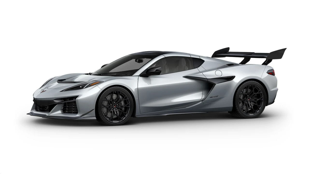 2027 Chevrolet Corvette C8 ZR1 - Image 2 of 11