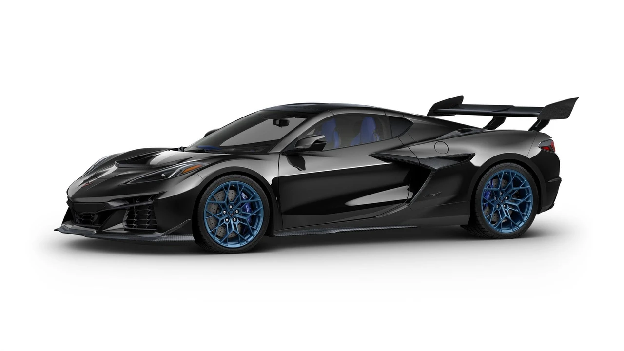 2027 Chevrolet Corvette C8 ZR1 - Image 3 of 12