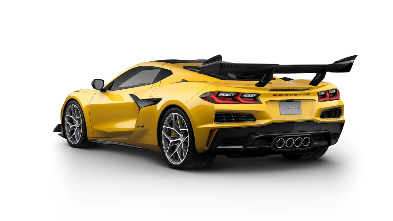 2027 Chevrolet Corvette C8 ZR1 - Image 4 of 12
