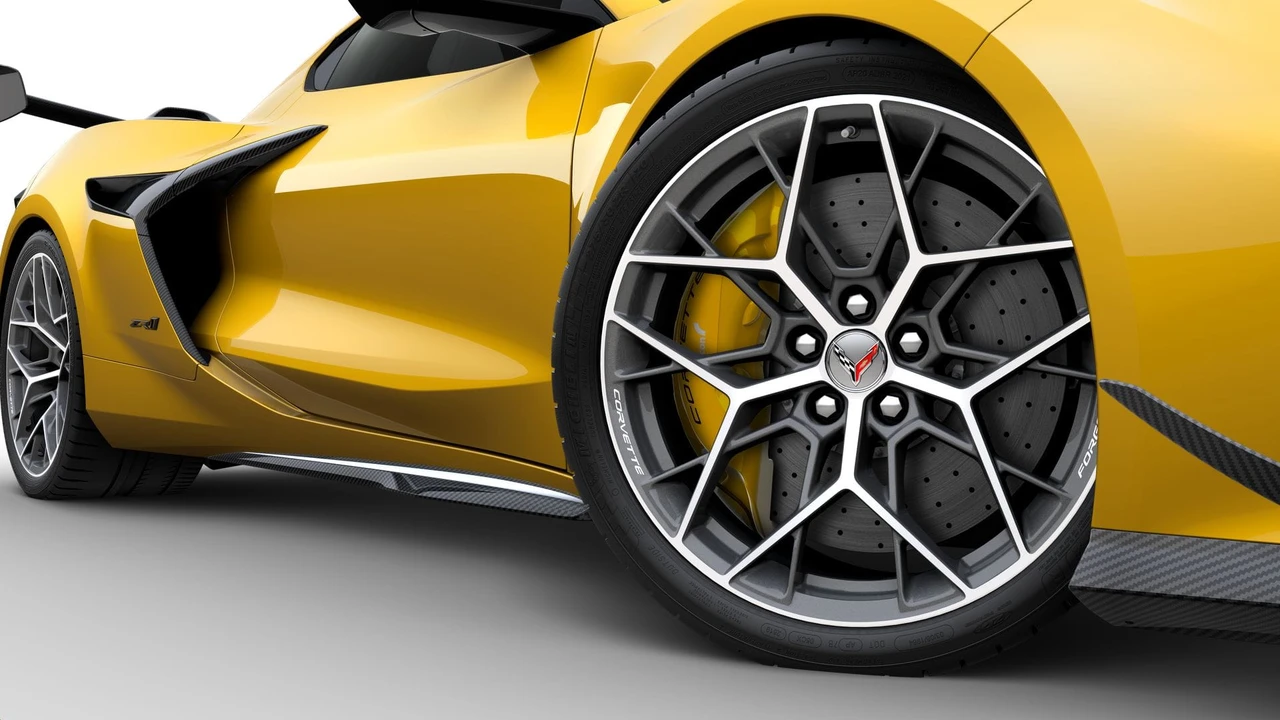 2027 Chevrolet Corvette C8 ZR1 - Image 7 of 12